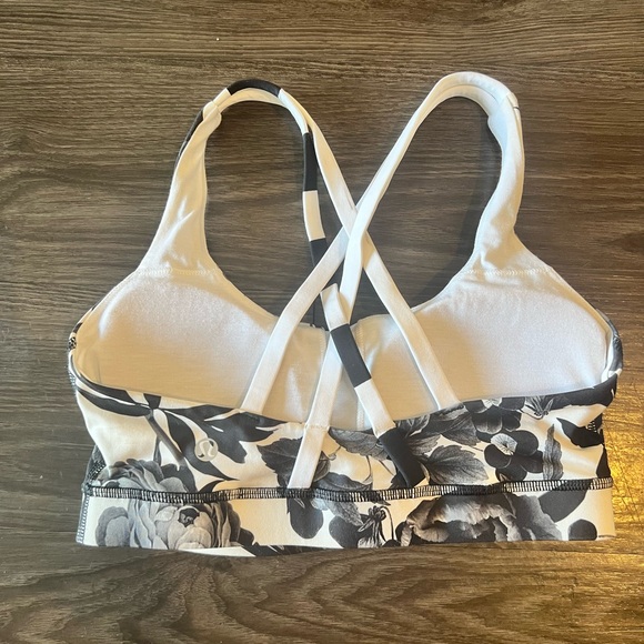 Lululemon Energy Bra size 6 - Picture 2 of 2
